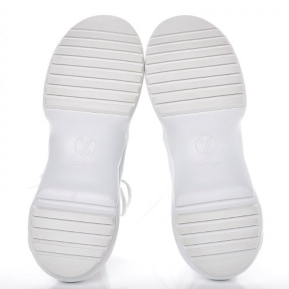 LOUIS VUITTON Calfskin Technical Nylon LV Archligh - Picture 2 of 8